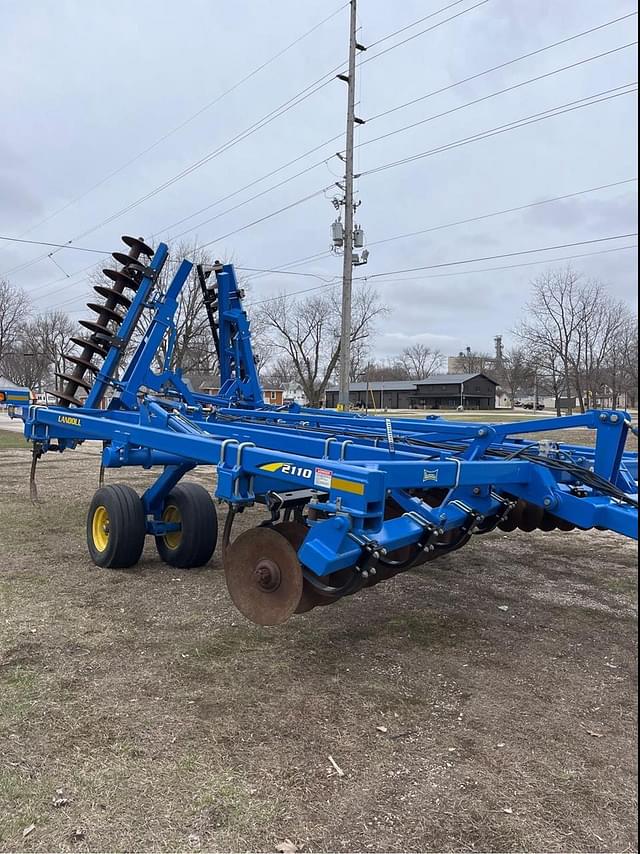 Image of Landoll 2110 equipment image 1