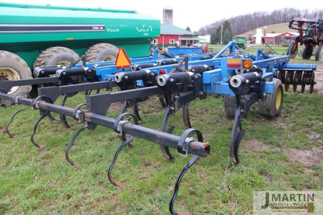 Image of Landoll 2110 equipment image 2