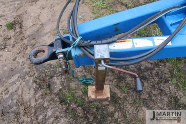 Image of Landoll 2110 equipment image 4