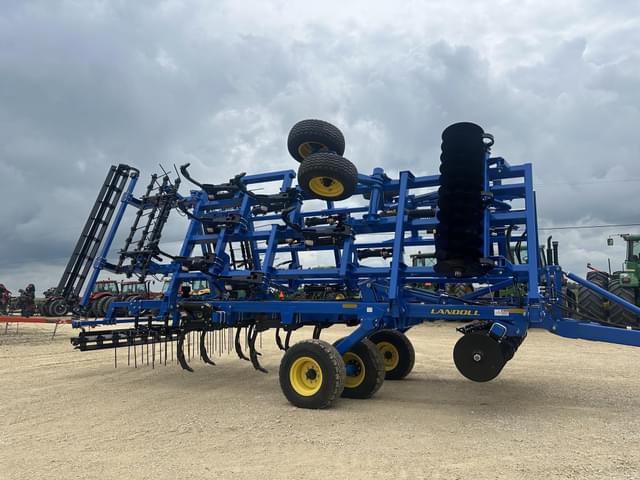 Image of Landoll 2132 equipment image 2