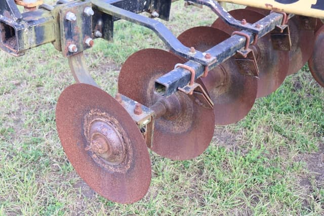 Image of Landoll 2200 equipment image 2