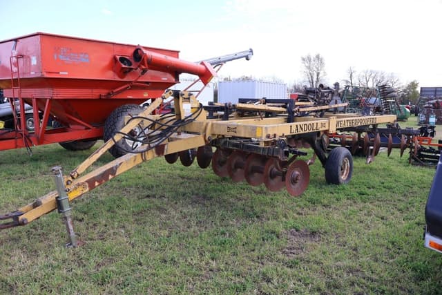 Image of Landoll 2200 equipment image 1