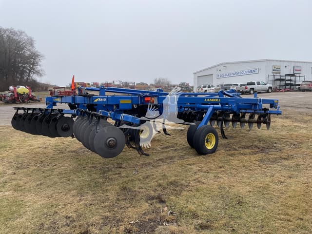 Image of Landoll 2210 equipment image 3