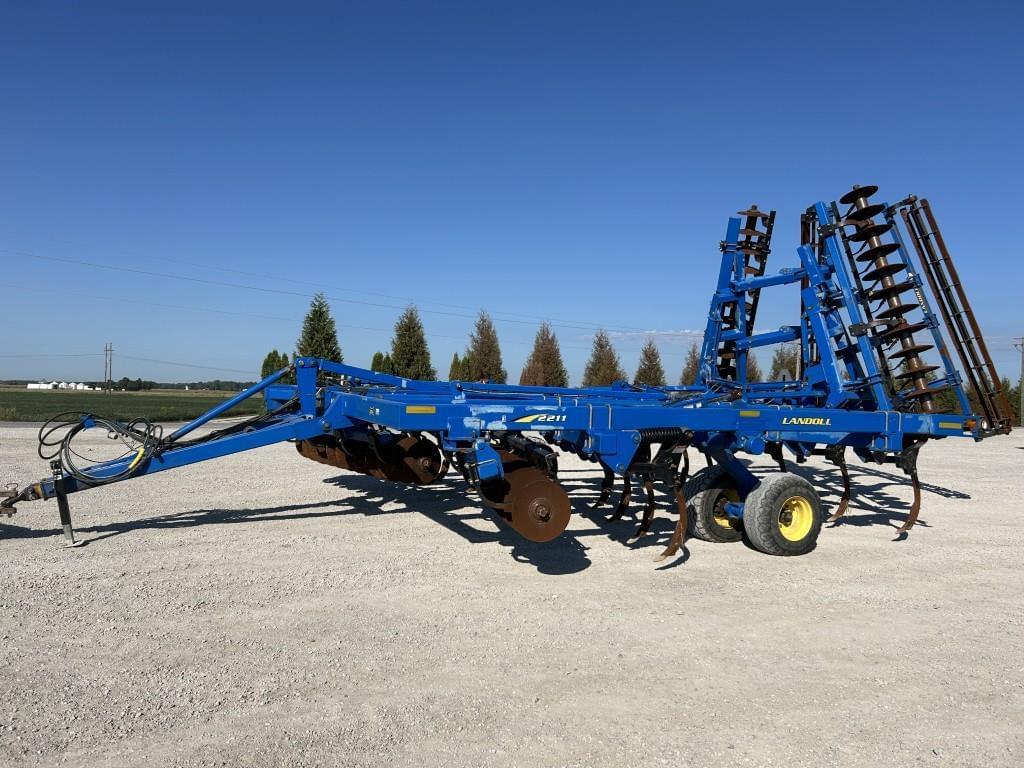 Image of Landoll 2211 Primary image