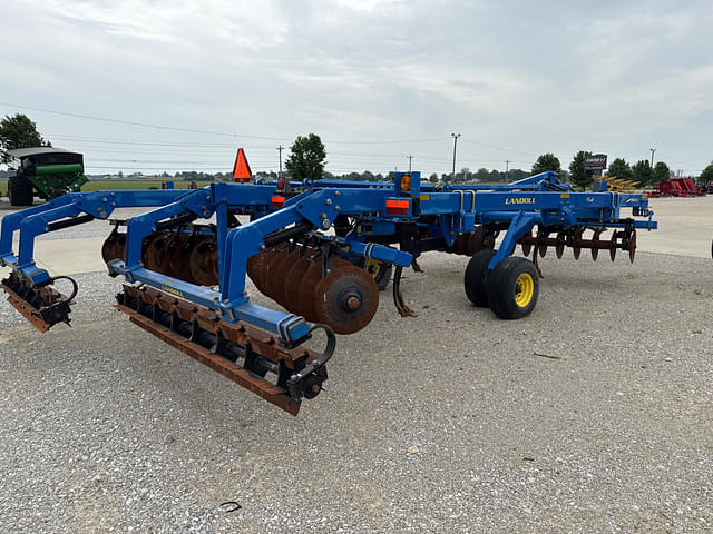 Image of Landoll 2211 equipment image 2