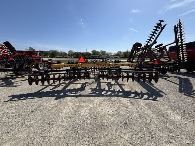 Image of Landoll 2320 equipment image 3