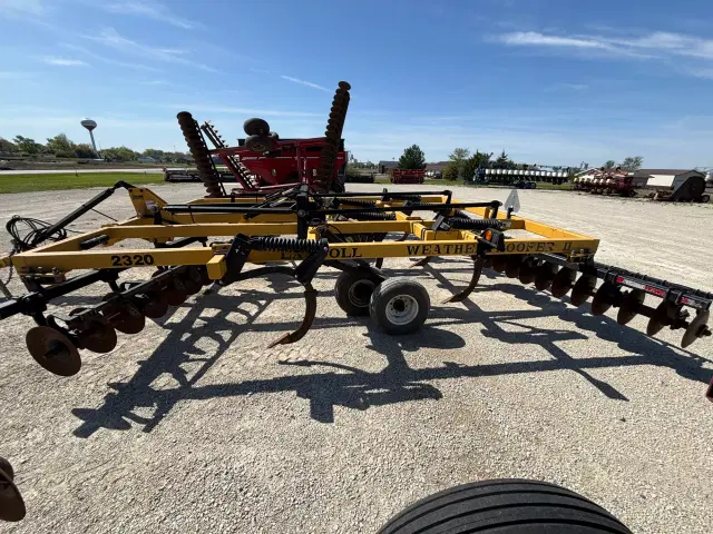 Image of Landoll 2320 equipment image 4