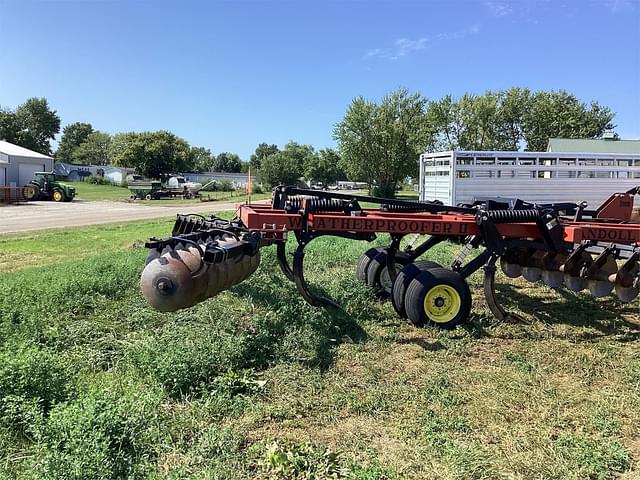 Image of Landoll 2325 equipment image 3