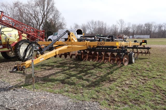 Image of Landoll 2327 equipment image 1