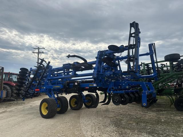 Image of Landoll 2411 equipment image 2