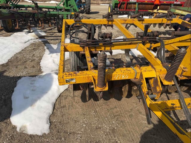 Image of Landoll 275 equipment image 3