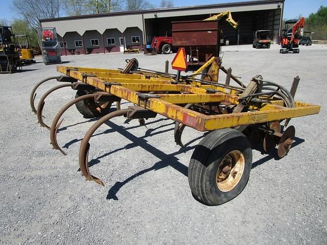 Image of Landoll 275 equipment image 4