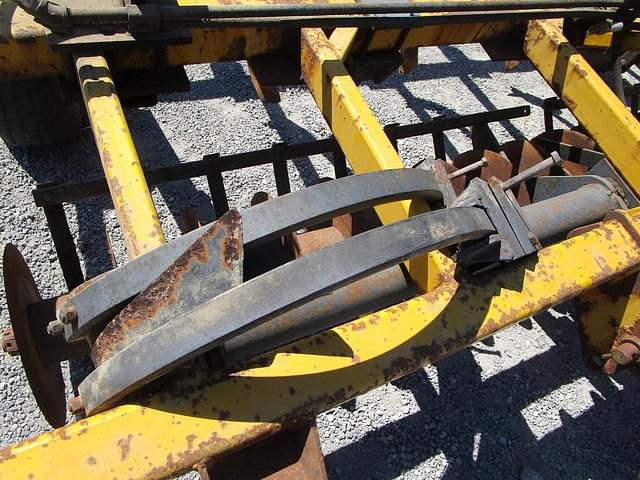 Image of Landoll 275 equipment image 2