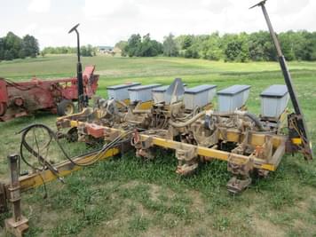 Main image Landoll 4400