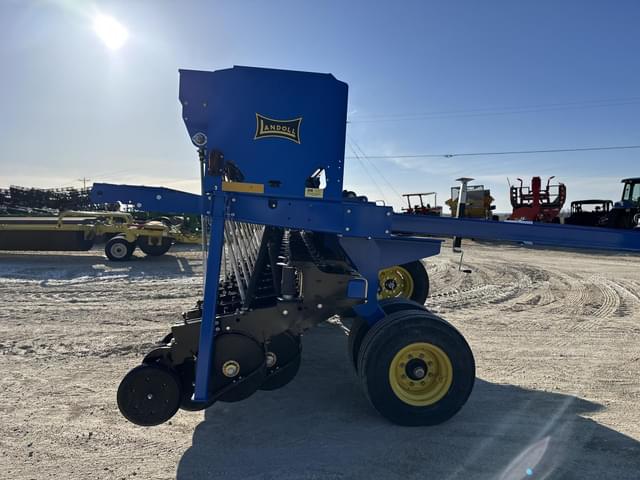 Image of Landoll 5211 equipment image 2