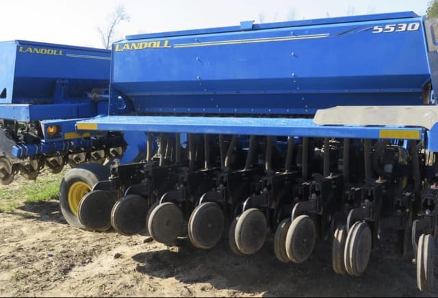 Image of Landoll 5530 equipment image 4