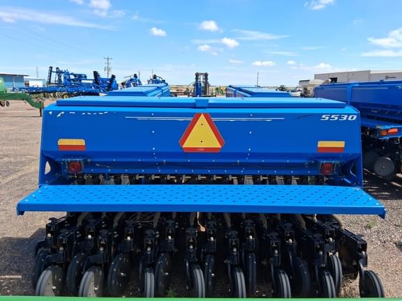 Image of Landoll 5530 equipment image 3