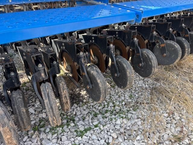 Image of Landoll 5530 equipment image 3