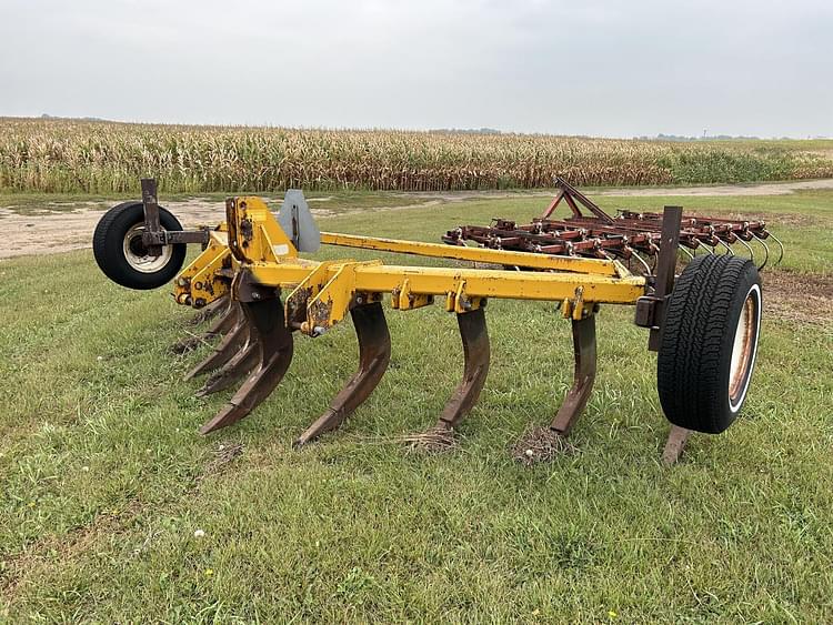 Landoll 600 Equipment Image0