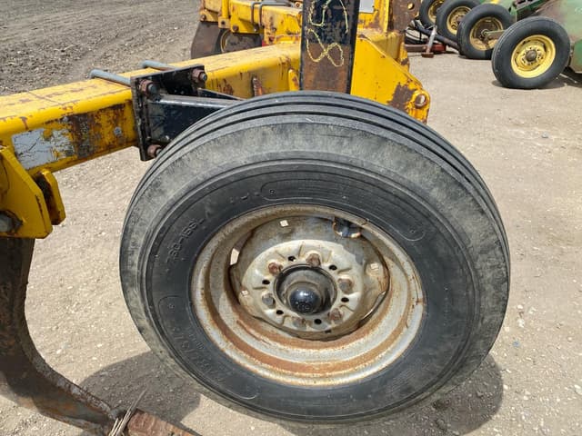 Image of Landoll 600 equipment image 4