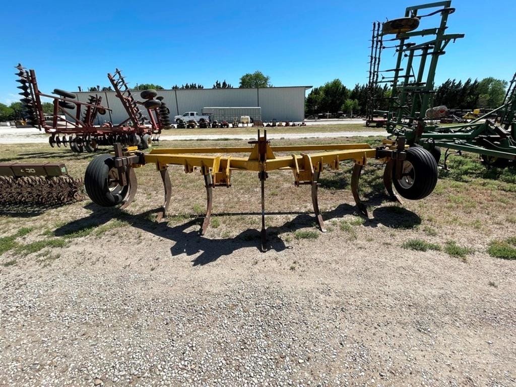 Landoll 600 Equipment Image0