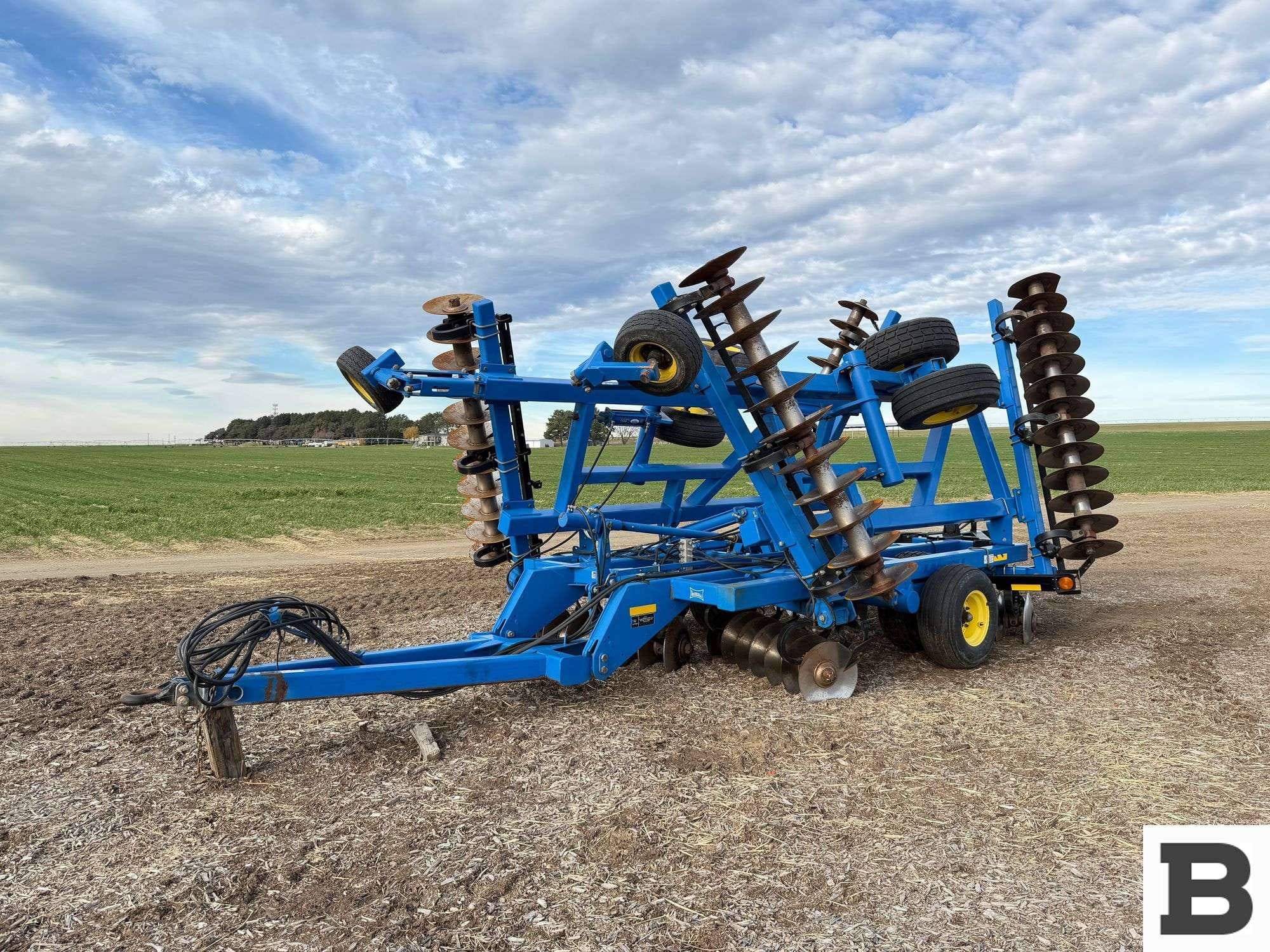 Landoll 6230-26 Equipment Image0