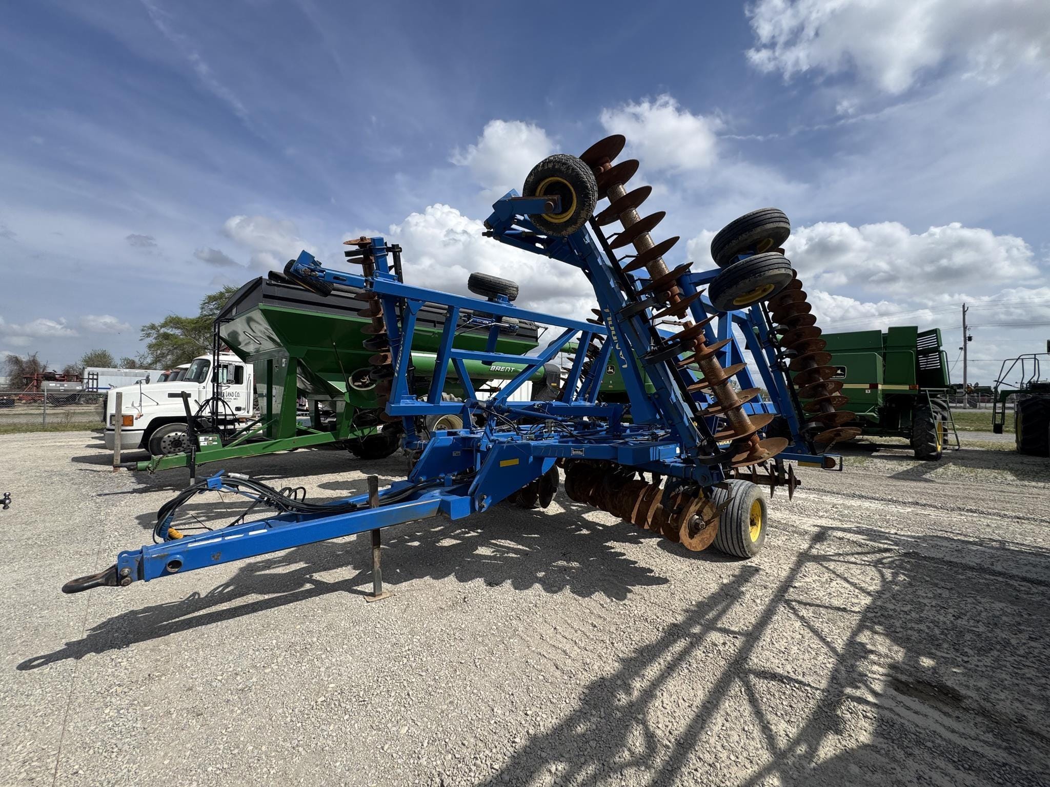 Landoll 6230-33 Equipment Image0