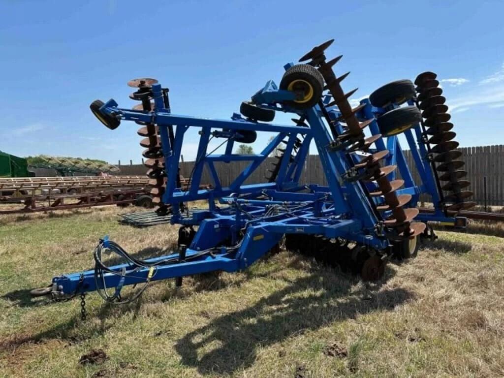 Image of Landoll 6230 Primary image