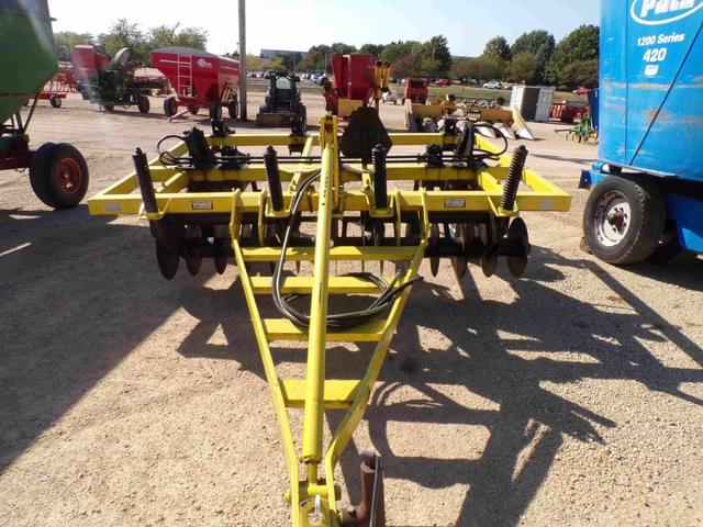 Image of Landoll Soil Master equipment image 2