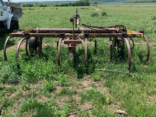 Image of Landoll 3311 equipment image 3
