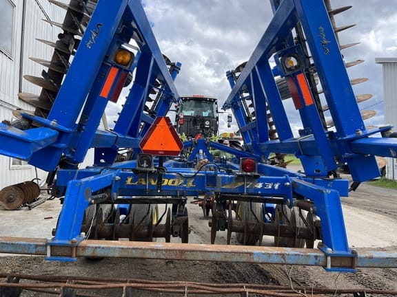 Main image Landoll 7431