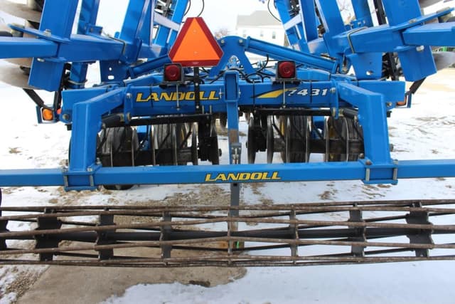 Image of Landoll 7431-26 equipment image 4