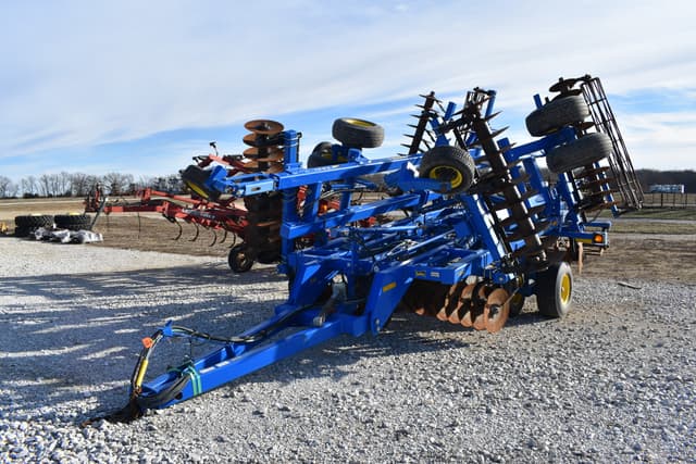 Image of Landoll 7431 equipment image 1