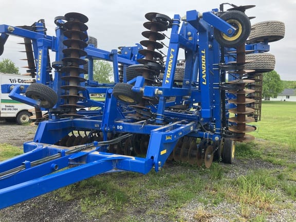 Landoll 7450-44 Equipment Image0