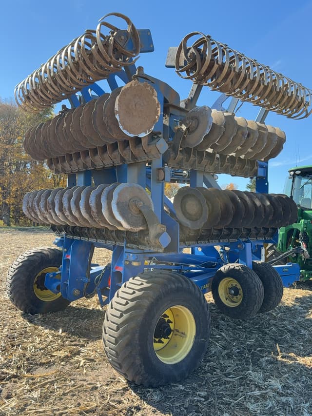 Image of Landoll 7831 equipment image 4