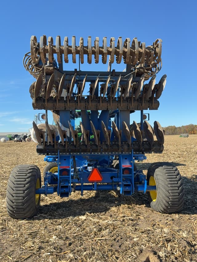 Image of Landoll 7831 equipment image 3