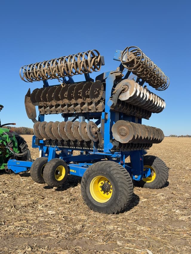 Image of Landoll 7831 equipment image 2