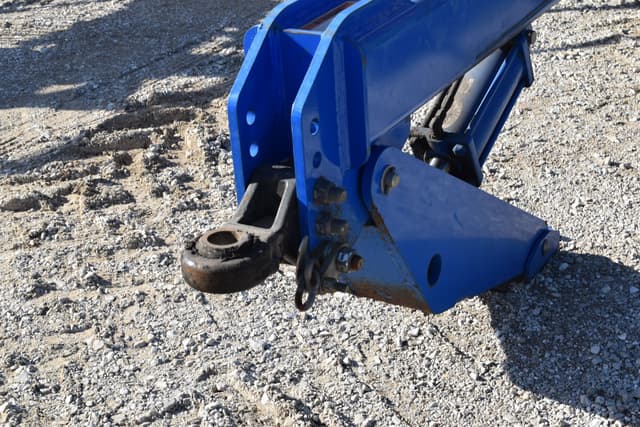 Image of Landoll 7833 equipment image 4