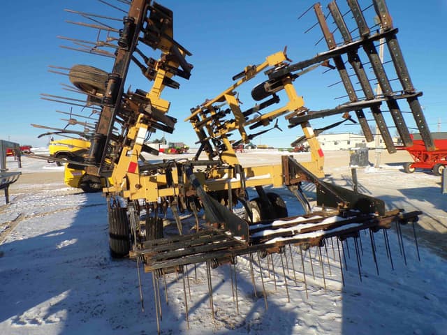 Image of Landoll 850 equipment image 4