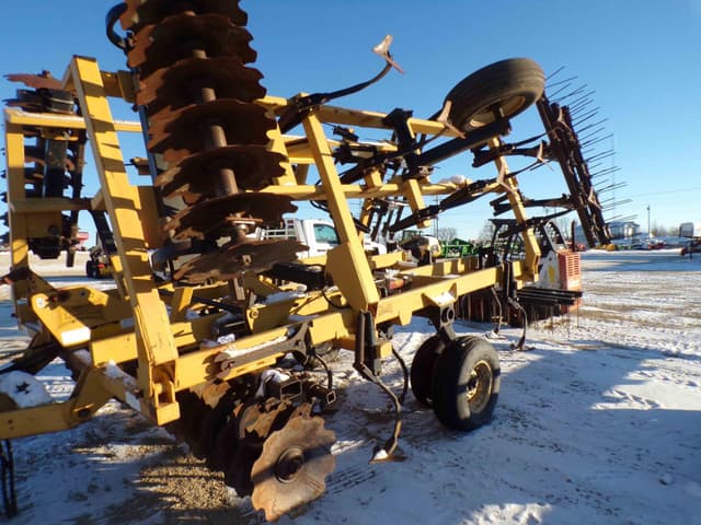 Image of Landoll 850 equipment image 3