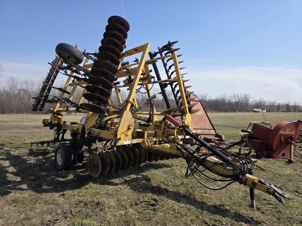 Landoll 850-25 Equipment Image0