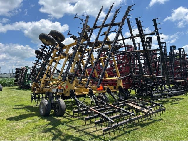 Image of Landoll 850 equipment image 3