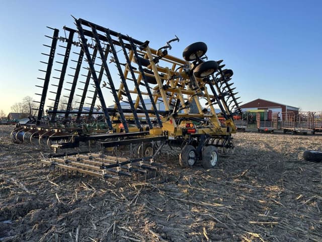 Image of Landoll 850 equipment image 3