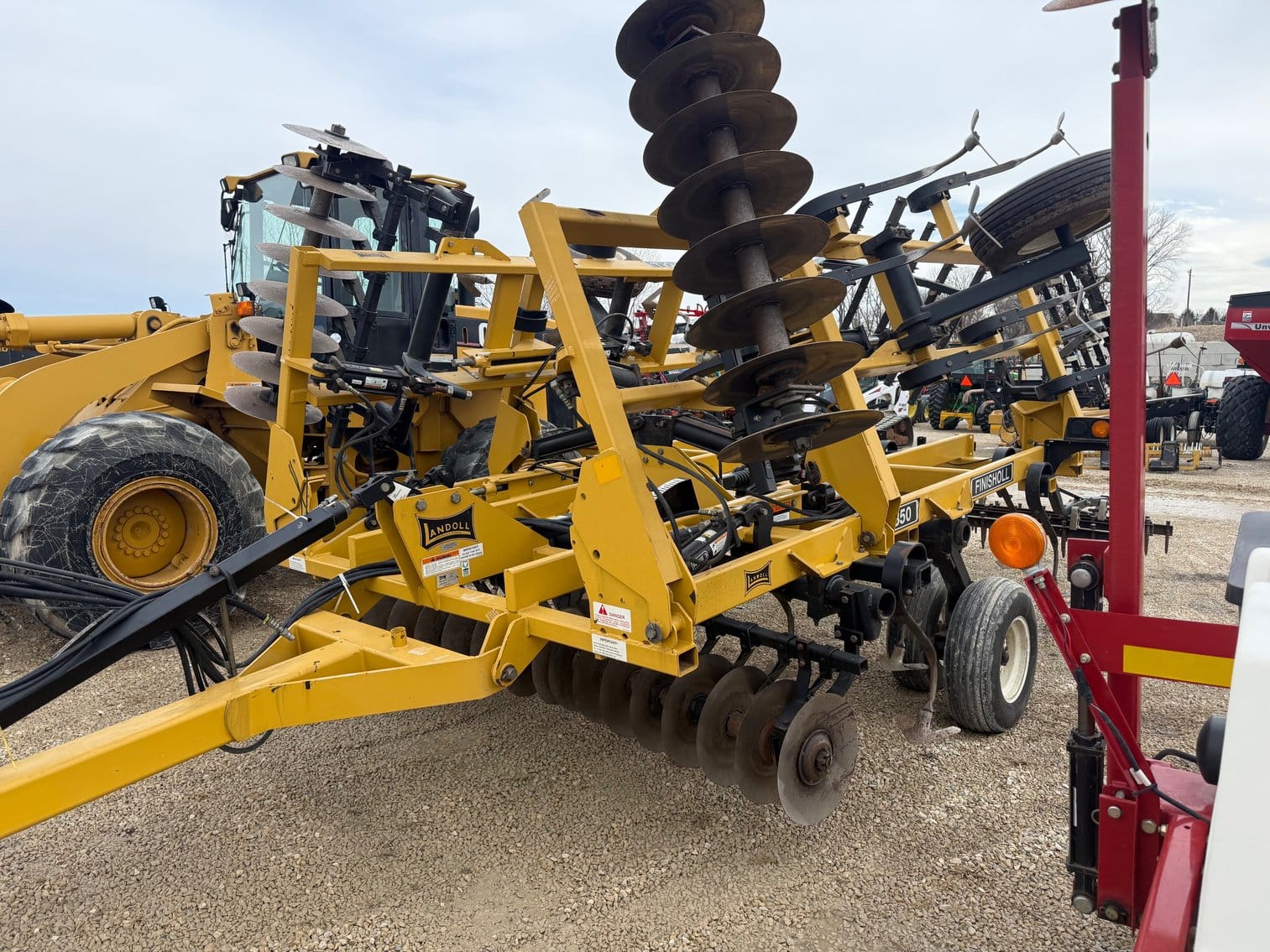 Landoll 850 Equipment Image0