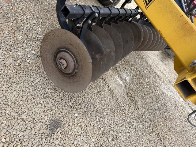 Image of Landoll 850 equipment image 4