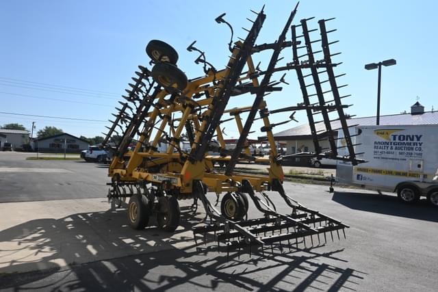 Image of Landoll 850 equipment image 4