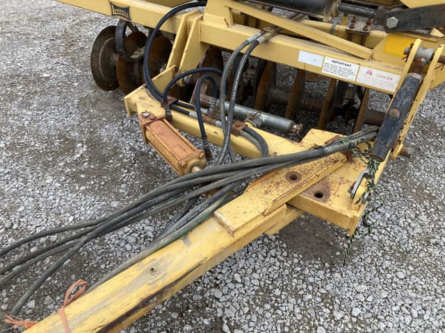 Image of Landoll 875-15F equipment image 4