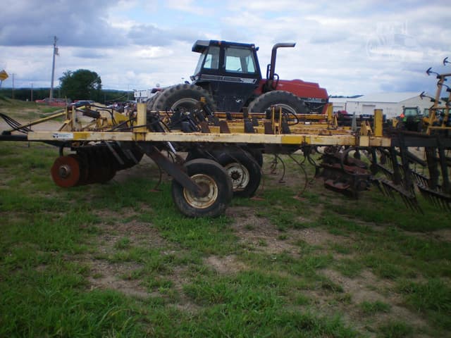 Image of Landoll 875 equipment image 3