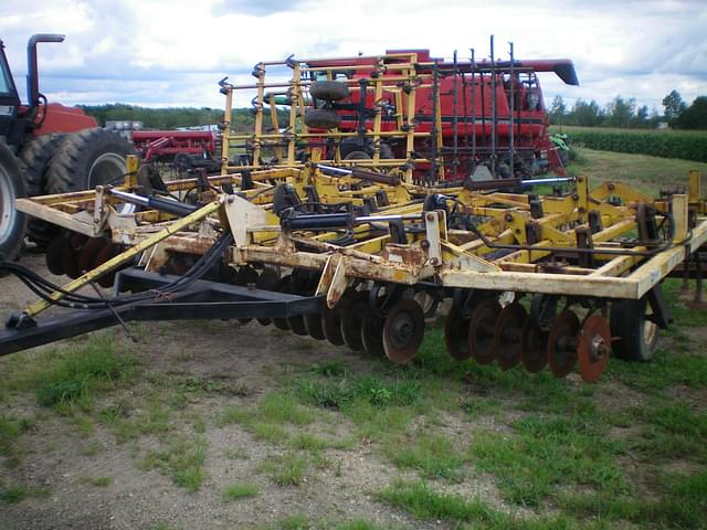 Image of Landoll 875 equipment image 4