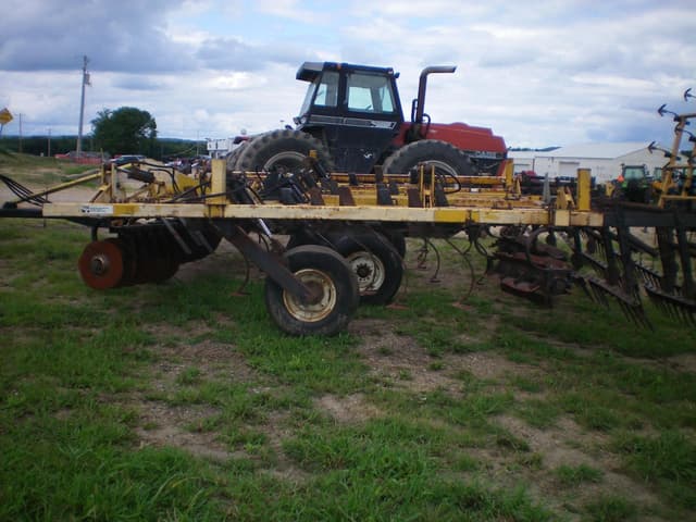 Image of Landoll 875 equipment image 3
